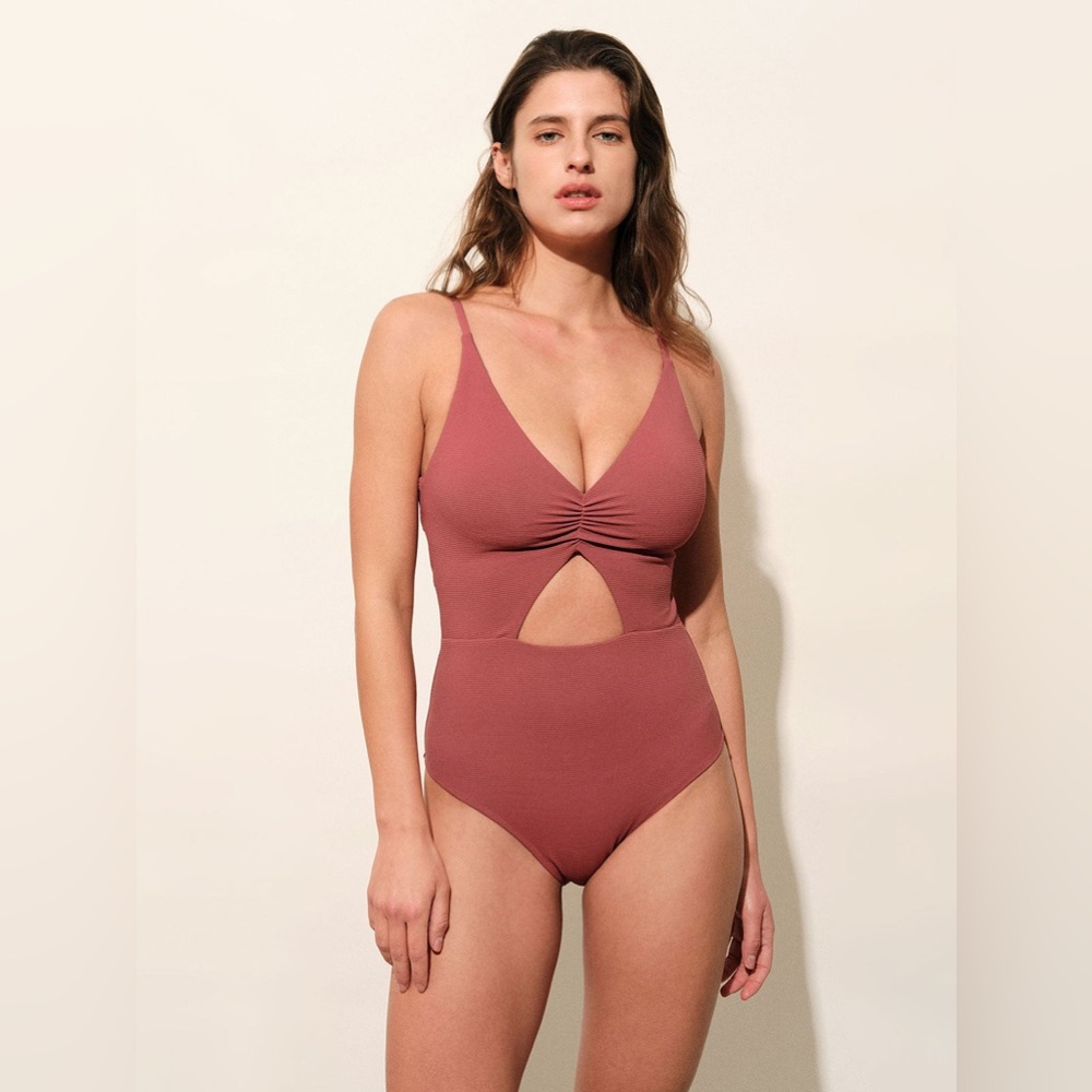 NWT! Cut Out One-Piece Swimsuit